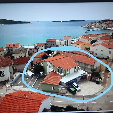 -Villa Sjor -Primosten-Apartmani- Has 2 Large Apartments And 2 Smaller Ones -Primosten Lokvice 6 Extérieur photo