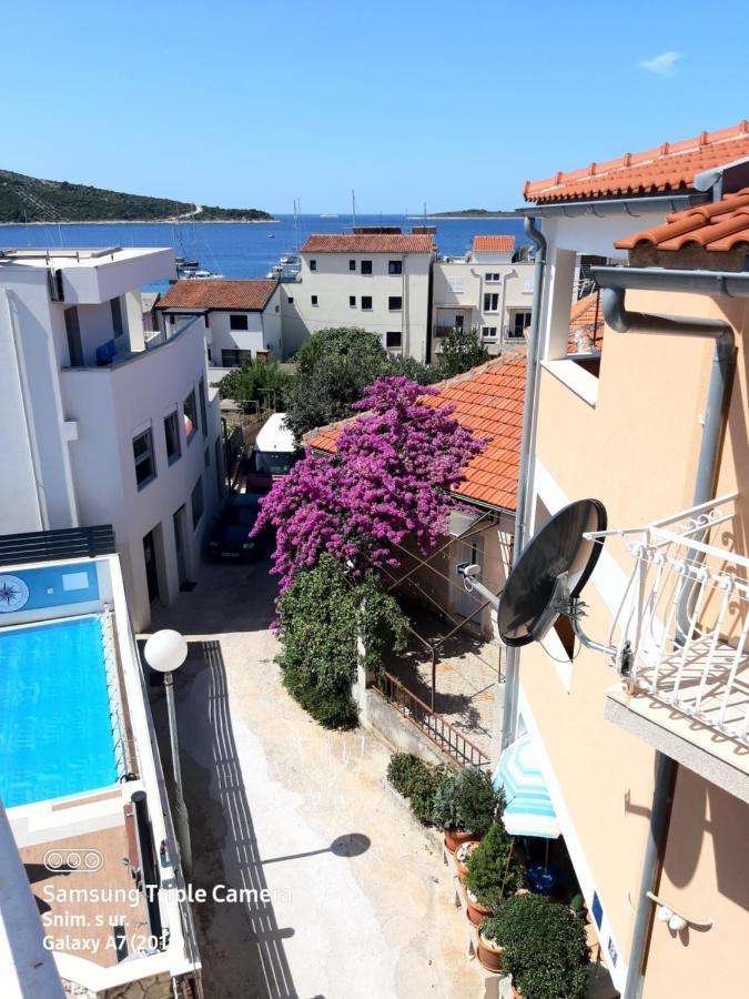 -Villa Sjor -Primosten-Apartmani- Has 2 Large Apartments And 2 Smaller Ones -Primosten Lokvice 6 Extérieur photo