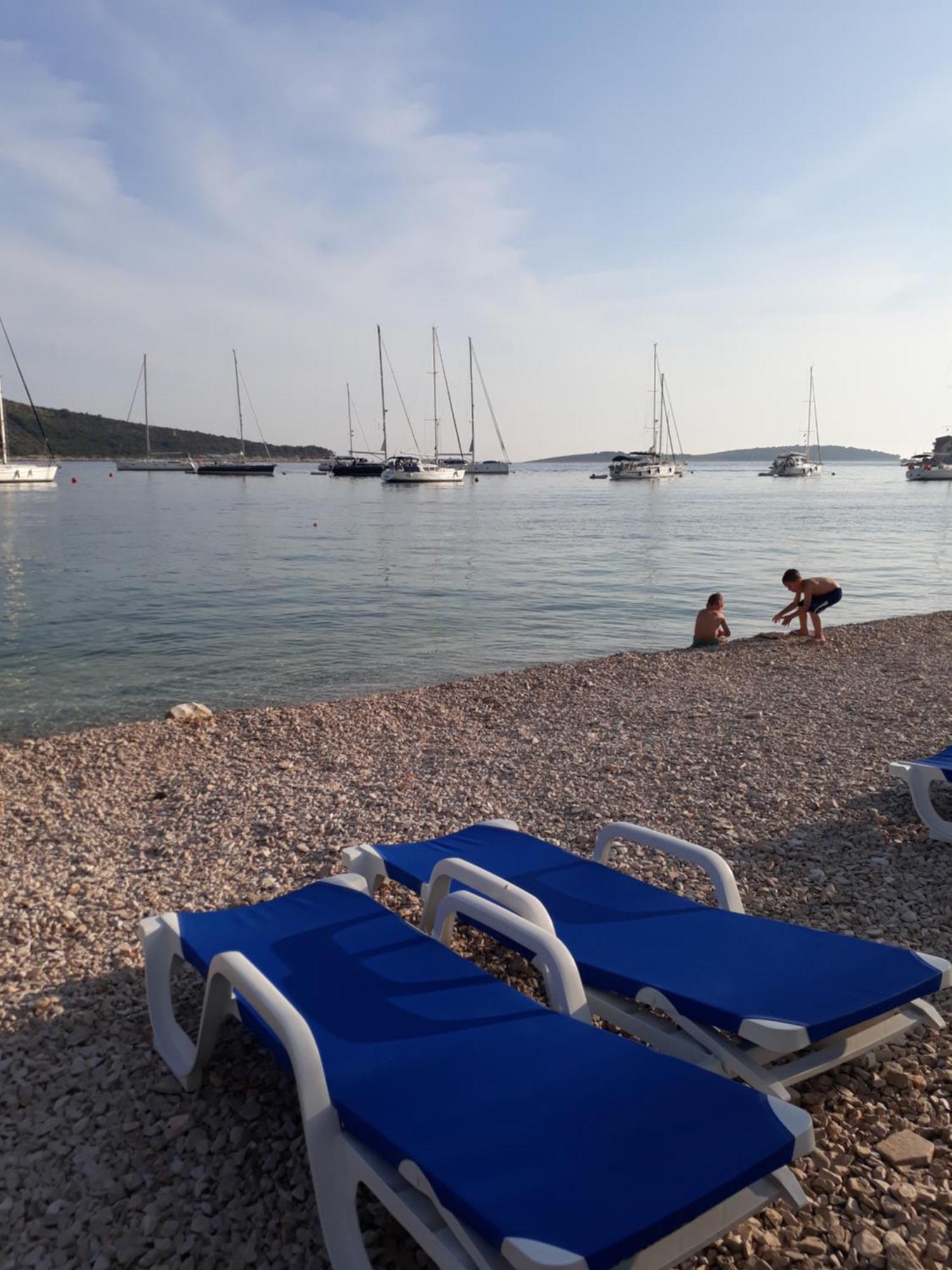 -Villa Sjor -Primosten-Apartmani- Has 2 Large Apartments And 2 Smaller Ones -Primosten Lokvice 6 Extérieur photo